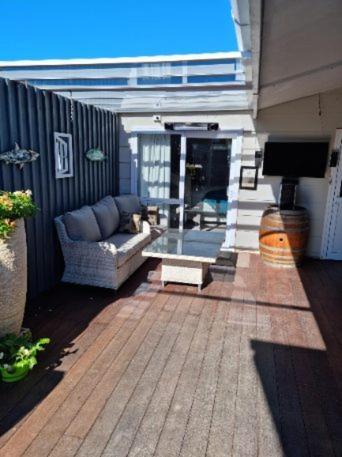 Bnb On Carvell Бленем Экстерьер фото